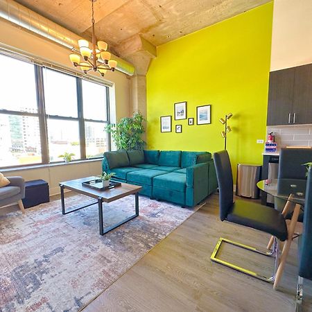 Mccormick Place Modern 2Br Loft In Downtown Chicago Michigan Avenue With Optional Parking Near Soldier Field Bagian luar foto