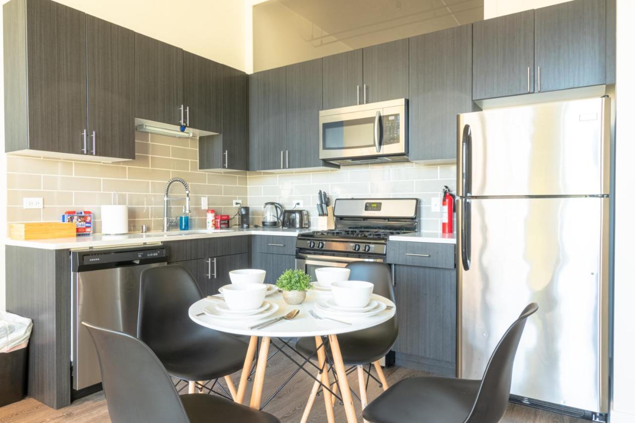 Mccormick Place Modern 2Br Loft In Downtown Chicago Michigan Avenue With Optional Parking Near Soldier Field Bagian luar foto
