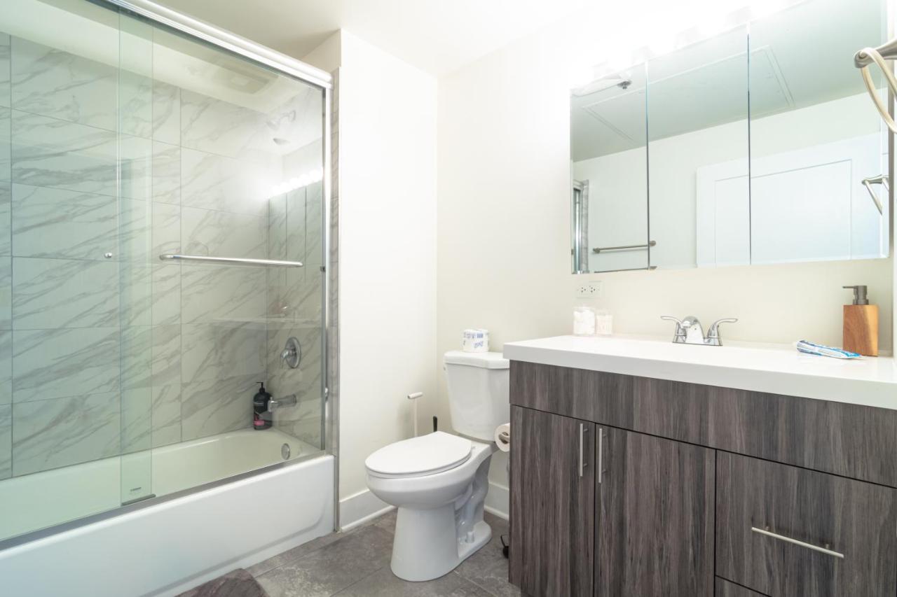 Mccormick Place Modern 2Br Loft In Downtown Chicago Michigan Avenue With Optional Parking Near Soldier Field Bagian luar foto