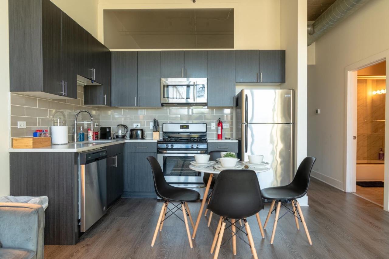 Mccormick Place Modern 2Br Loft In Downtown Chicago Michigan Avenue With Optional Parking Near Soldier Field Bagian luar foto