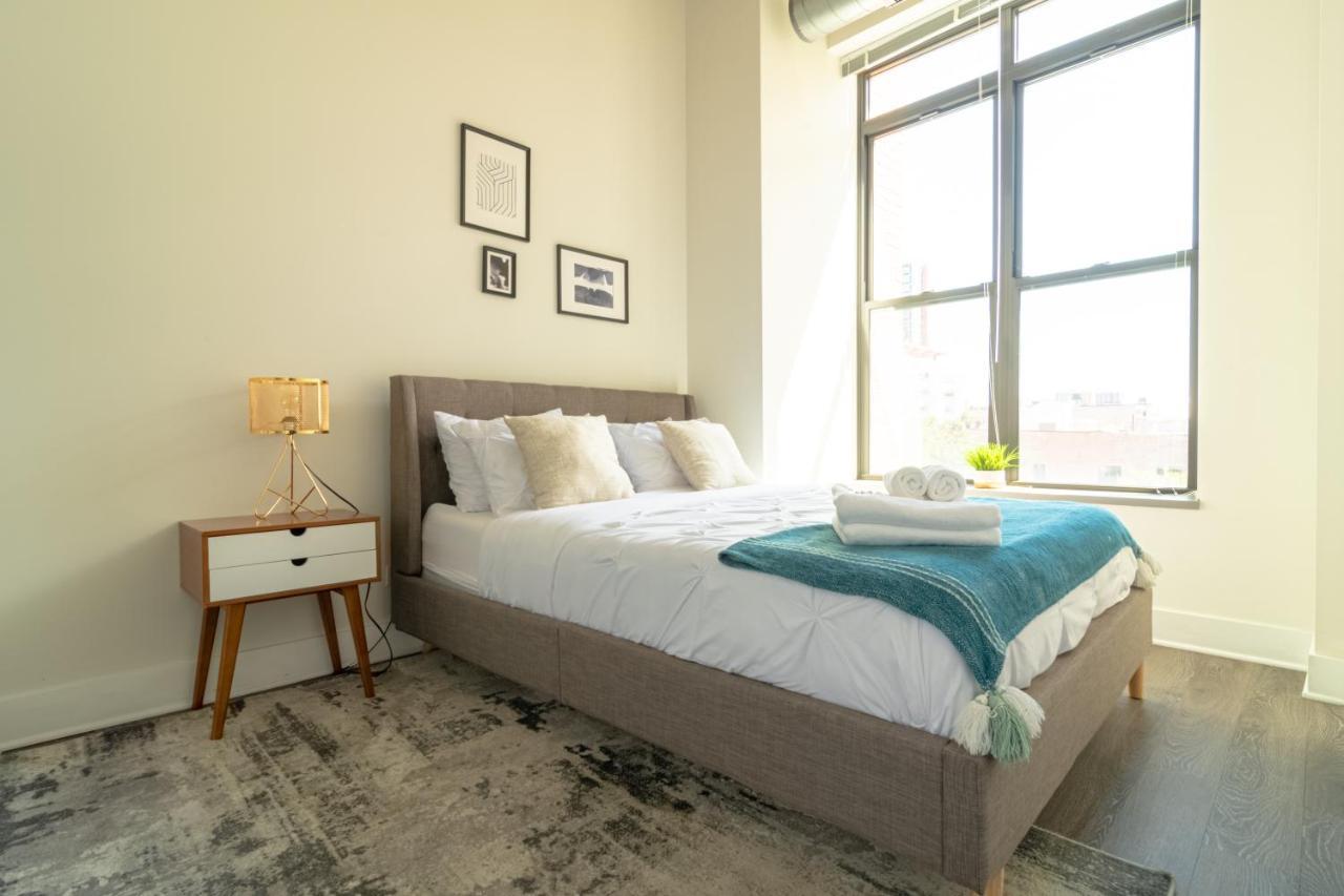 Mccormick Place Modern 2Br Loft In Downtown Chicago Michigan Avenue With Optional Parking Near Soldier Field Bagian luar foto
